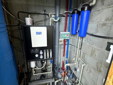 комерційна за адресою Близнюківський узвіз, 15