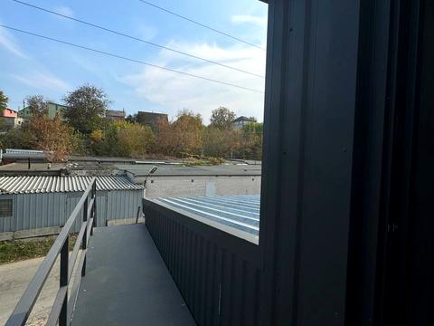 комерційна за адресою Близнюківський узвіз, 15