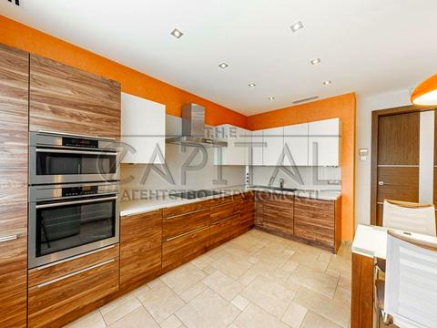 квартира за адресою Круглоуніверситетська вул., 3-5