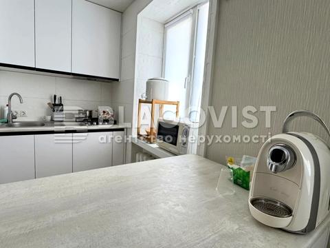 квартира за адресою Євгена Коновальця вул. (Щорса), 15 к4