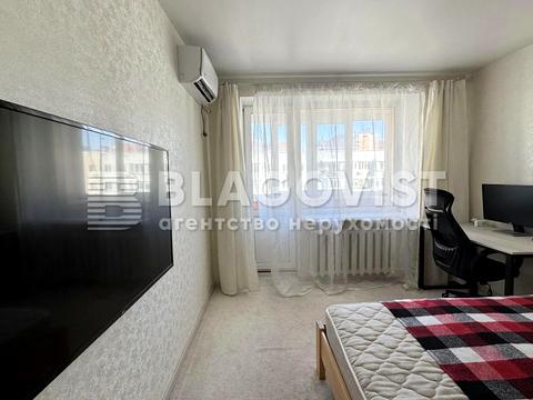 квартира за адресою Євгена Коновальця вул. (Щорса), 15 к4