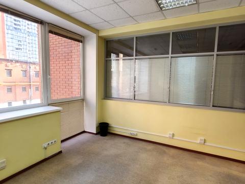 комерційна за адресою Бульвар Української добровільної армії, 2Б