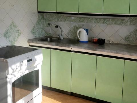 комната по адресу Николая Закревского ул., 5