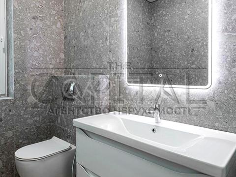 дом по адресу привітна, 1