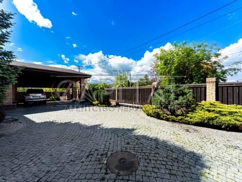 будинок за адресою Київська вул., 1