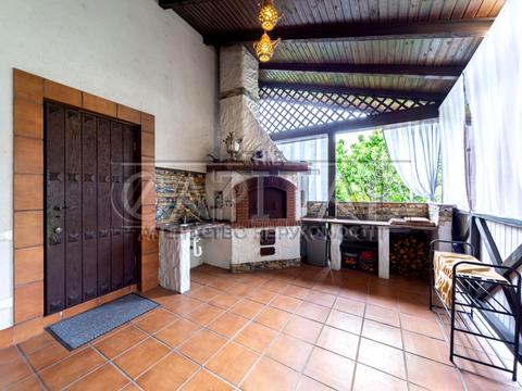 будинок за адресою Київська вул., 1