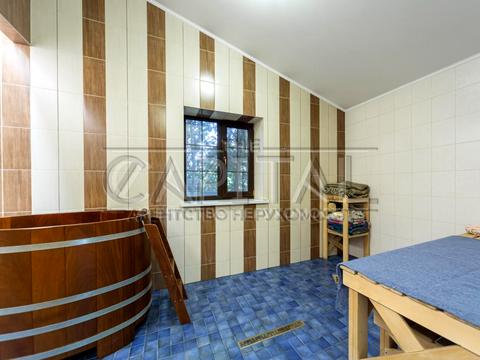 будинок за адресою Київська вул., 1