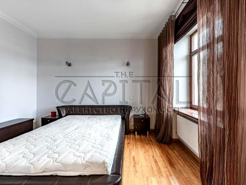 квартира за адресою Євгена Чикаленка вул. (Пушкінська), 25