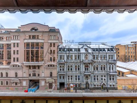 квартира за адресою Євгена Чикаленка вул. (Пушкінська), 25