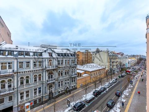 квартира за адресою Євгена Чикаленка вул. (Пушкінська), 25