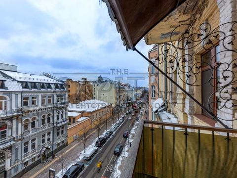 квартира за адресою Євгена Чикаленка вул. (Пушкінська), 25