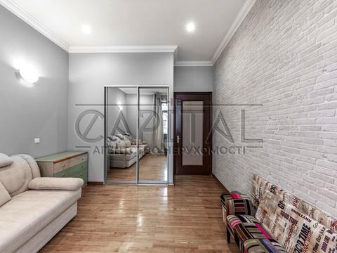 квартира за адресою Євгена Чикаленка вул. (Пушкінська), 25