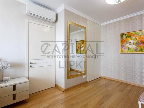 квартира за адресою Київ, Андрія Верхогляда вул. (Михайла Драгомирова), 15