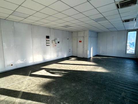 коммерческая по адресу Степана Бандеры просп. (Московський), 13