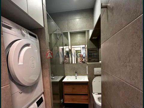 квартира за адресою Салютна вул., (Будинок 04001-04205)