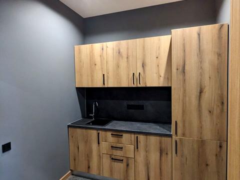 коммерческая по адресу Кловский спуск, 7