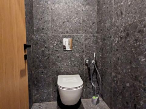 коммерческая по адресу Кловский спуск, 7