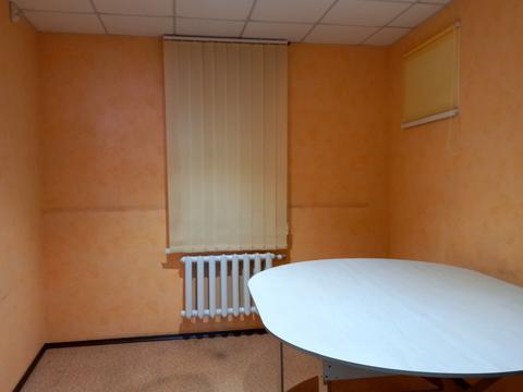 коммерческая по адресу Святослава Ріхтера, 10