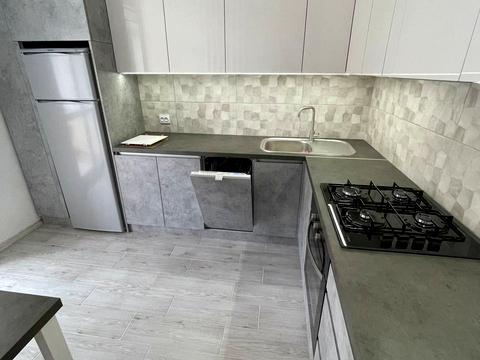 квартира по адресу Владимира Янева ул., 29