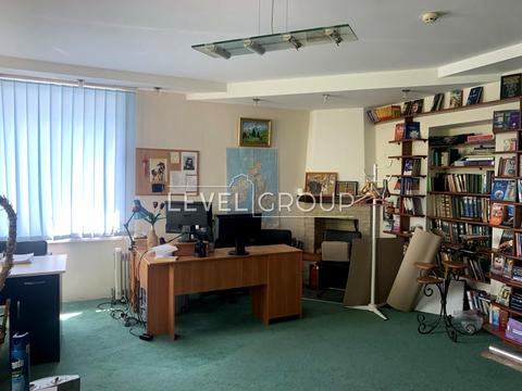 комерційна за адресою Кирилівська вул. (Фрунзе), 160