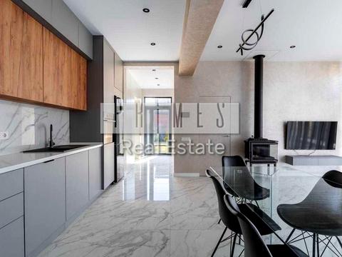 дом по адресу Колгоспна вулиця