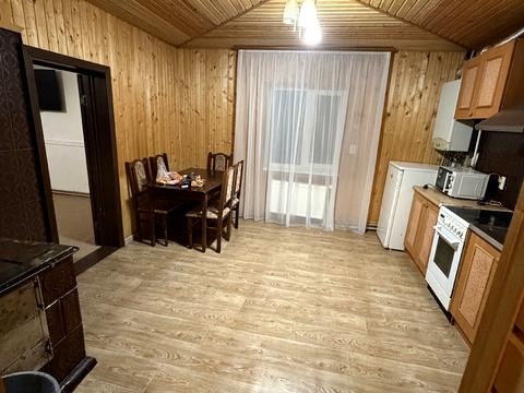 дом по адресу Прикарпатська, 1