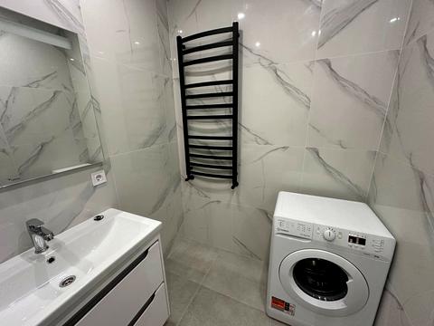 квартира за адресою Дениса Січинського вул., 2а