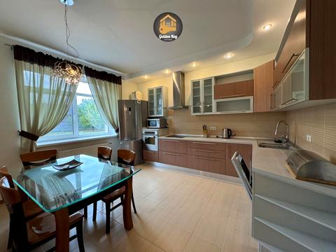 будинок за адресою Монастирська