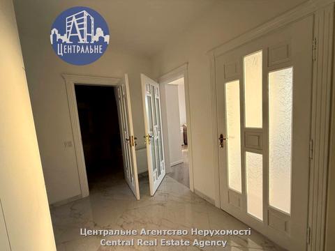 квартира за адресою Героїв Майдану вул. (Червоноармійська), 230-А