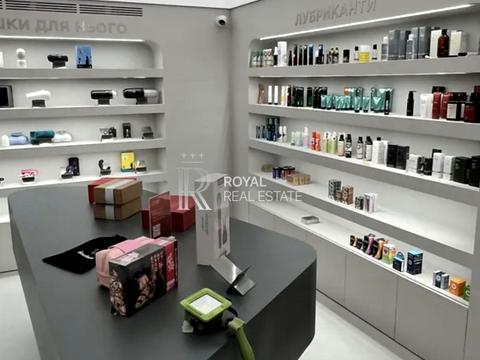 комерційна за адресою Київ, Басейна вул., 1/2