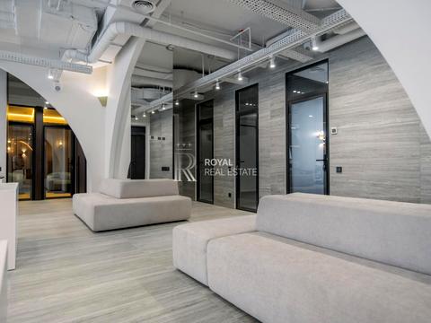 комерційна за адресою Бульварно-Кудрявська вул. (Воровського), 17