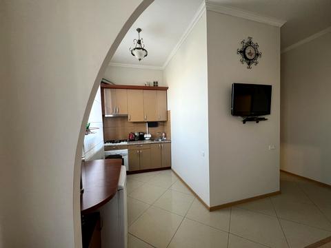 квартира за адресою Шнеєрсона вул., 4