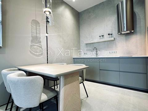 квартира за адресою 93-ї Холодноярської Бригади вул., 4а