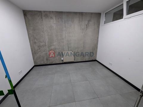 комерційна за адресою Володимира Янева вул., 25