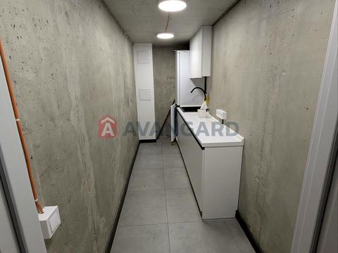 комерційна за адресою Володимира Янева вул., 25