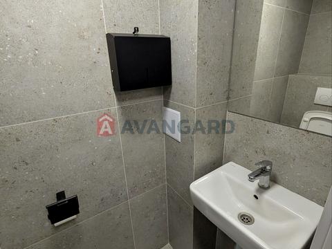 комерційна за адресою Володимира Янева вул., 25