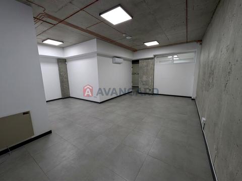 комерційна за адресою Володимира Янева вул., 25