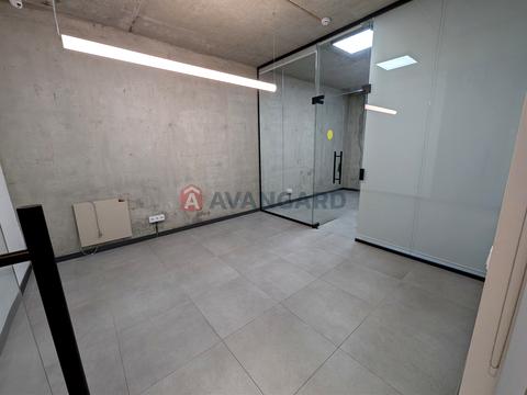 комерційна за адресою Володимира Янева вул., 25