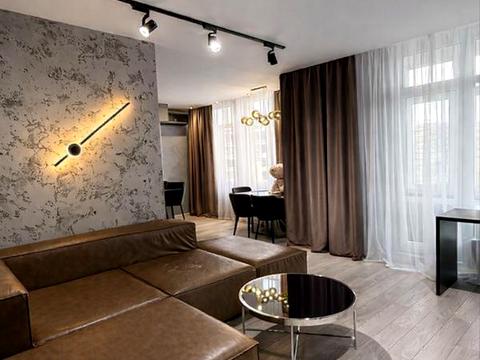 квартира за адресою Юнацька вул., 1