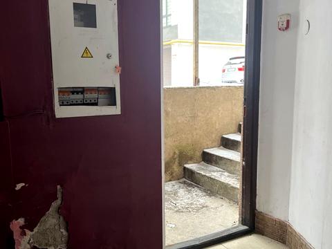 комерційна за адресою Івано-Франківськ, Короля Данила вул., 1