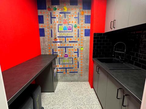 коммерческая по адресу Михаила Бойчука ул. (Киквидзе), 41-Б