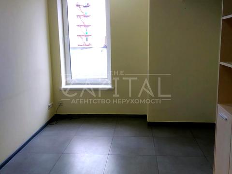 комерційна за адресою Київ, Лінійна вул., 17