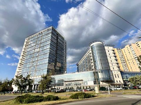 комерційна за адресою Київ, Дарницький бульв., 8-Б