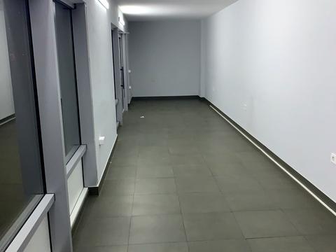 комерційна за адресою Київ, Дарницький бульв., 8-Б