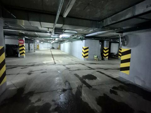 паркомісце за адресою Герцена вул., 35-А