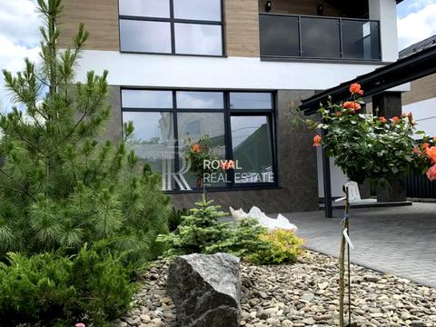 будинок за адресою смт. Глеваха, Освіти