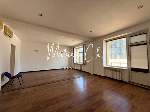 комерційна за адресою Харківська вул., 8А