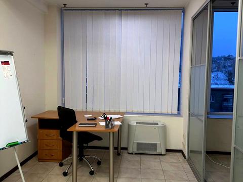 комерційна за адресою Київ, Антоновича вул. (Горького), 72