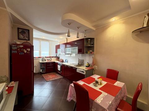 квартира по адресу Олега Мудрака ул. (Генерала Наумова), 66