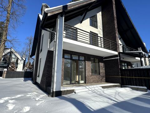 дом по адресу Евгения Коновальца ул.